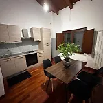 Casa Camelia